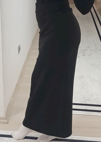 Diğer Siyah Uzun ve Dar Kesim Kadın Etek