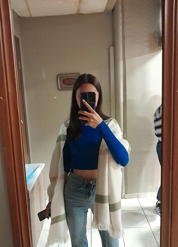 Addax Bluz crop