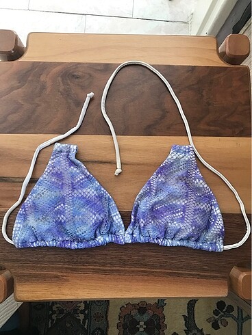 Bikini üstü