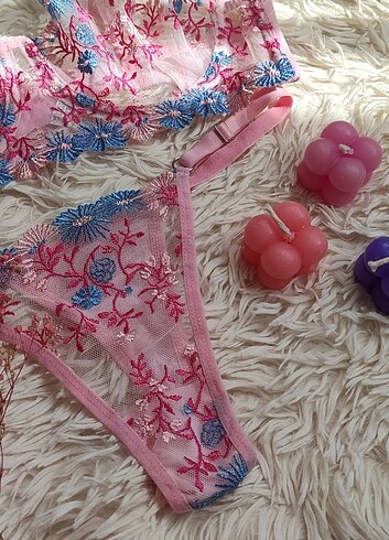 Mavi çiçekli pembe bralet set