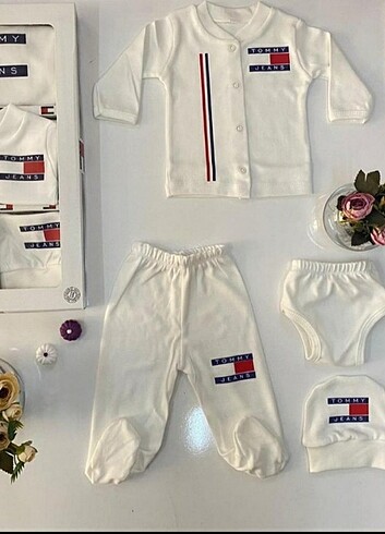 Yenidoğan Beden çeşitli Renk Kaliteli şık.TOMY.kompak kumas.7 parca.kız&erkek