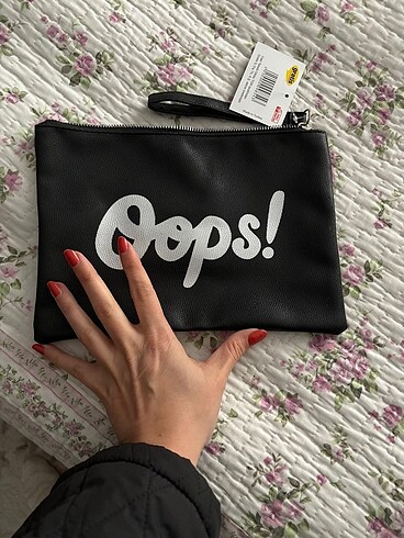Zara Portföy makyaj çantası