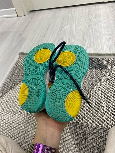 31 Beden yeşil Renk Basket ayakkabısı