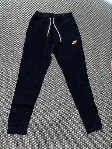 nike tech