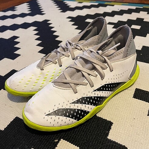 35 Beden adidas predator krampon