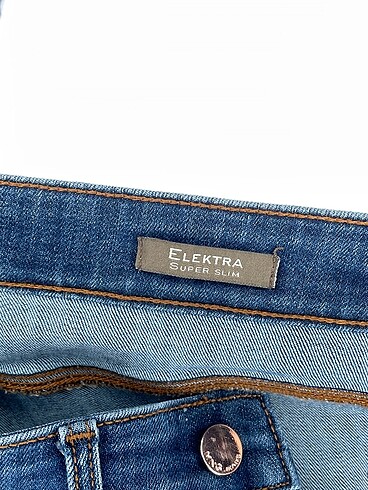 38 Beden çeşitli Renk Mango Jean / Kot %70 İndirimli.