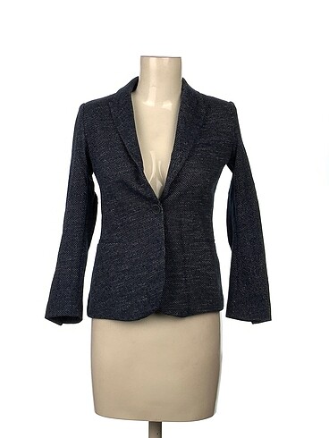 Zara Blazer %70 İndirimli.