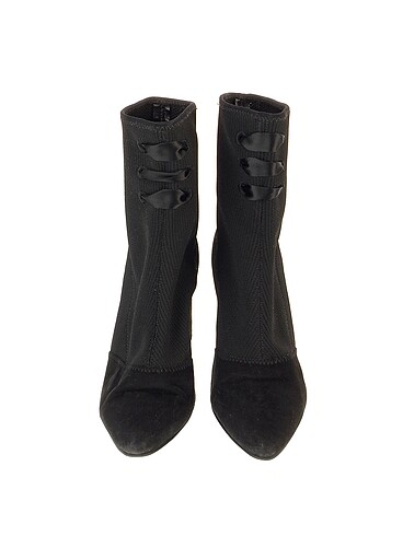 38 Beden Nine West Bot %70 İndirimli.