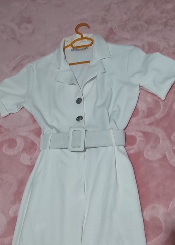 Düğmeli Beyaz Kadın Tulum - Görsel 2