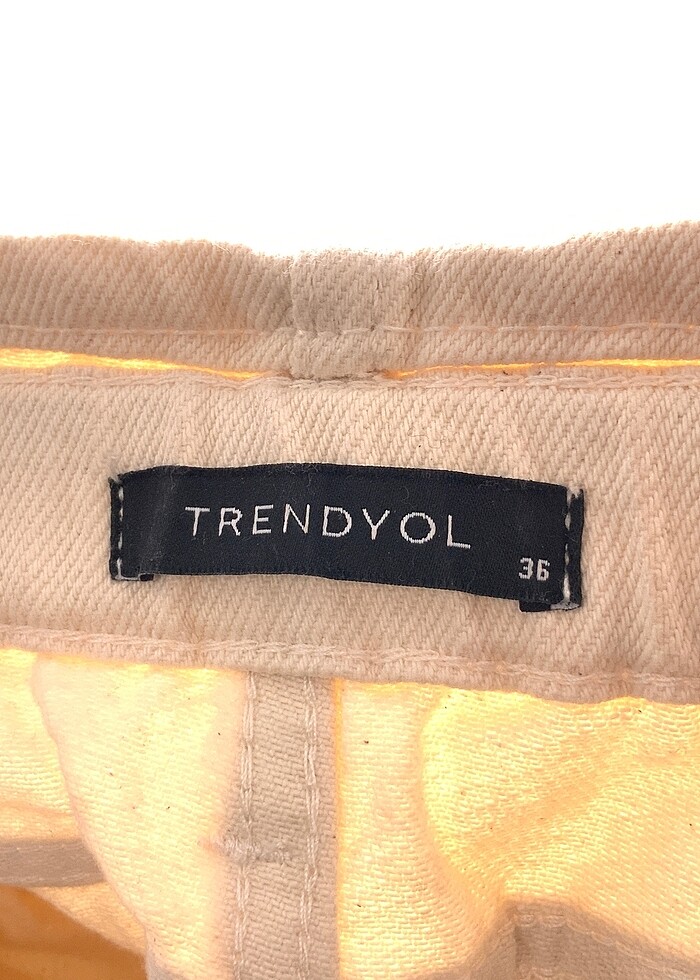 Trendyol & Milla Mini Şort %70 İndirimli. - Görsel 4