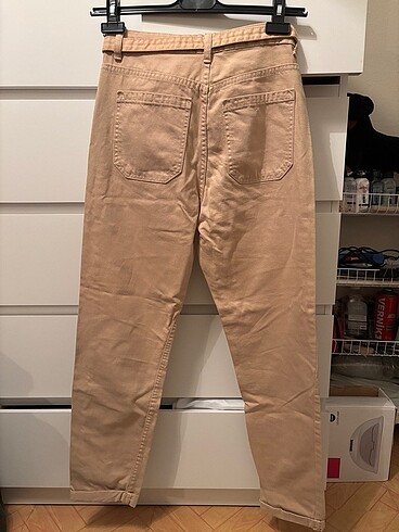 36 Beden Bershka Bej krem Jean kot