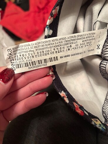 s Beden Bershka Çiçekli Elbise