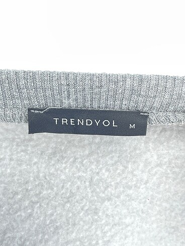 m Beden çeşitli Renk Trendyol & Milla Sweatshirt %70 İndirimli.