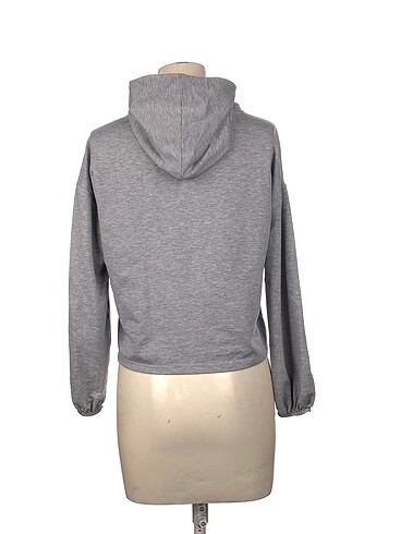 m Beden Trendyol & Milla Sweatshirt p İndirimli.