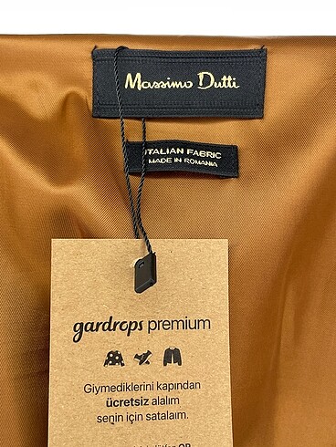 m Beden çeşitli Renk Massimo Dutti Trenchcoat %70 İndirimli.