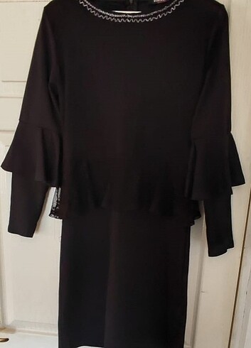 Abiye elbise diz altı midi giyildiğinde çok şık duruyor - Görsel 7