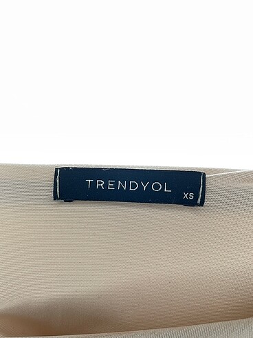 xs Beden çeşitli Renk Trendyol & Milla Bluz %70 İndirimli.