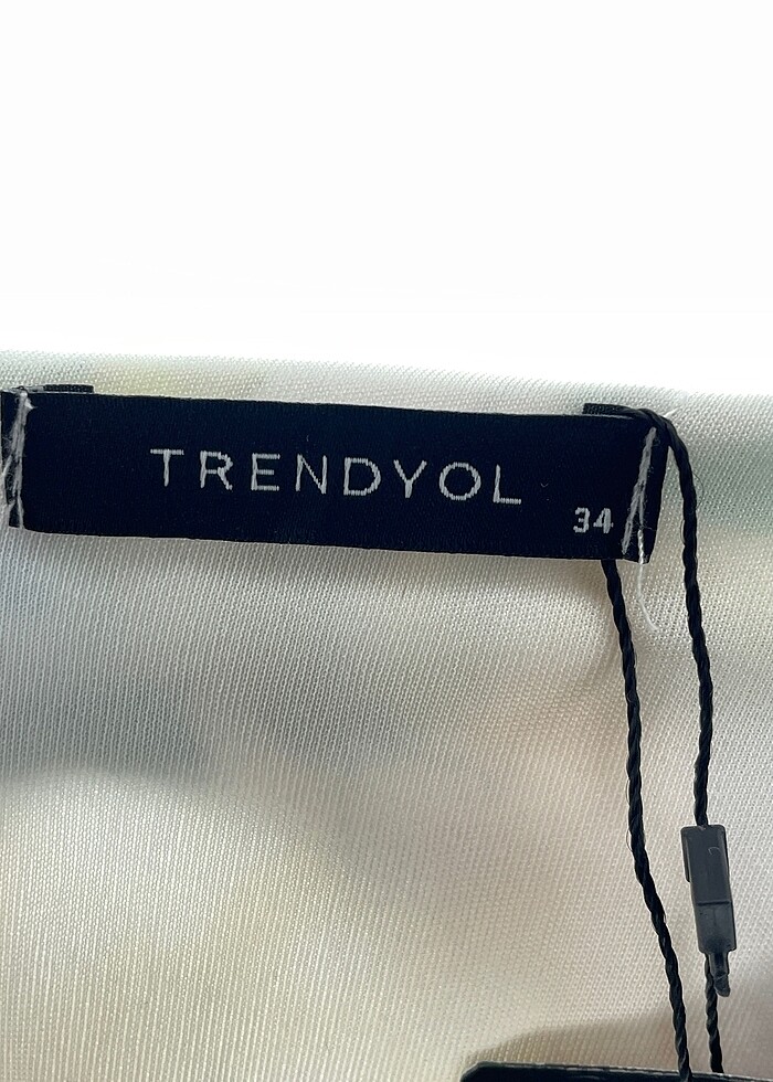 Trendyol & Milla Kısa Tulum %70 İndirimli. - Görsel 4