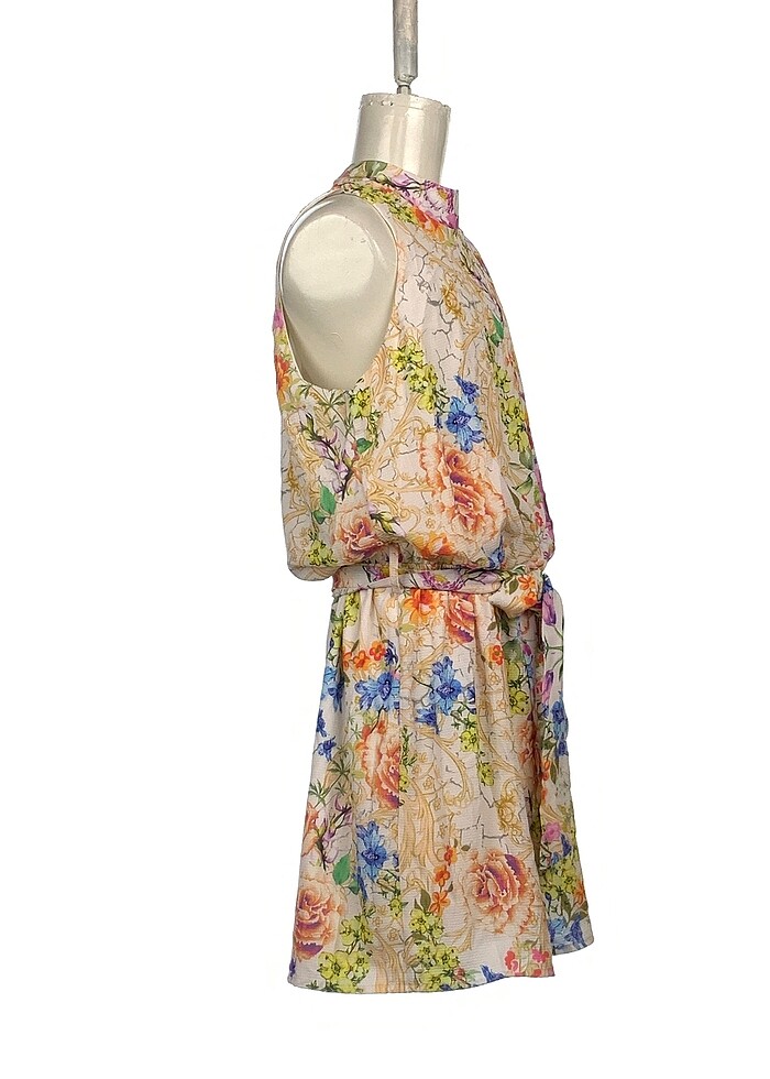 Trendyol & Milla Kısa Tulum %70 İndirimli. - Görsel 2