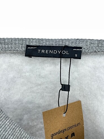 s Beden gri Renk Trendyol & Milla Sweatshirt %70 İndirimli.