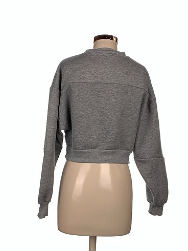 s Beden Trendyol & Milla Sweatshirt %70 İndirimli.