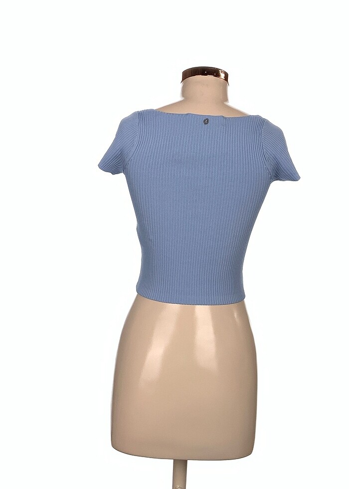 Guess T-shirt %70 İndirimli. - Görsel 3