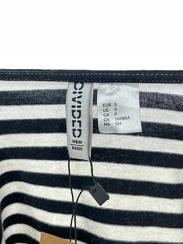 s Beden çeşitli Renk H&M Bluz %70 İndirimli.