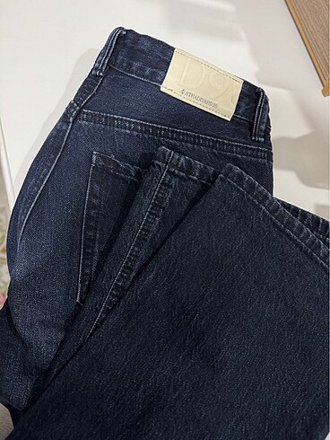34 Beden Stradivarius d98 jean