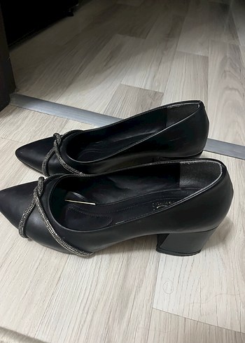 Diğer Sik Siyah Topuklu Ayakkabi