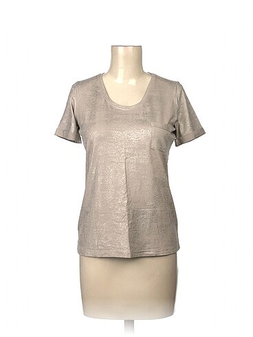 PreLoved T-shirt %70 İndirimli.