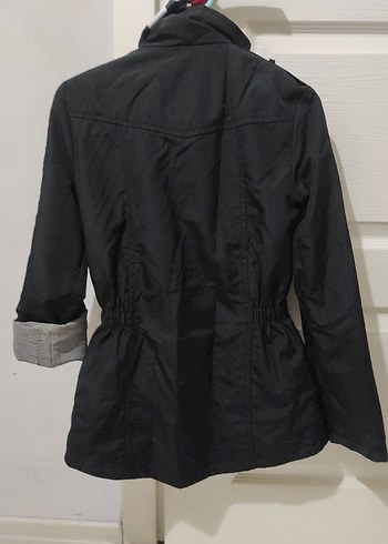 Siyah Bel Lastikli Yüksek Yakalı Kadın Ceket - Görsel 5