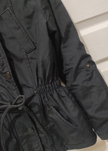 Siyah Bel Lastikli Yüksek Yakalı Kadın Ceket - Görsel 2