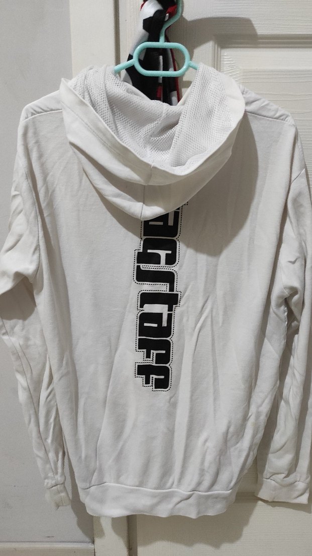 Kapüşonlu Beyaz Fermuarlı Hırka - Görsel 2