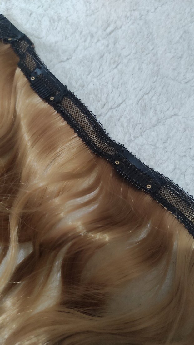 Sarı Altın Parlak Renk Dalgalı Çıt çıtlı Saç peruk - Görsel 3