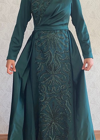 Yeşil İşlemeli Uzun Kol Abiye Elbise - Görsel 3