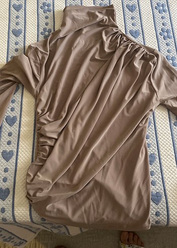 Bej Drapeli Yüksek Yakalı Kadın Bluz - Görsel 3