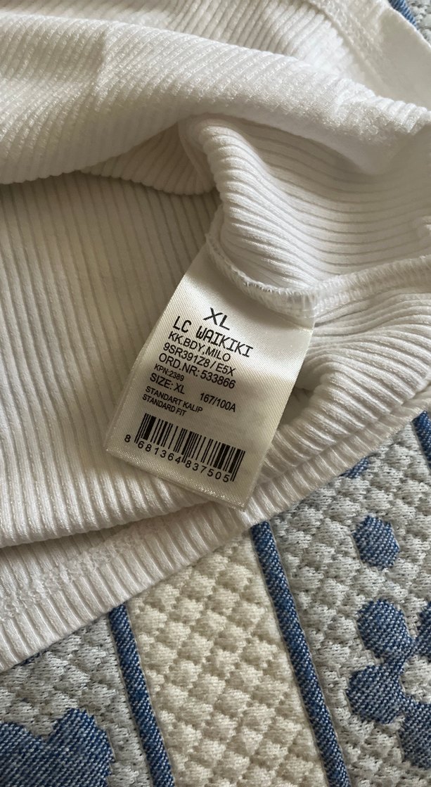 Beyaz Kısa Kollu Polo Tişört - Görsel 3