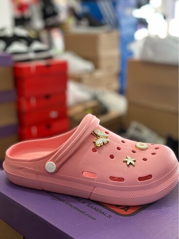 Taşlı crocs