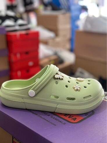 Crocs terlik