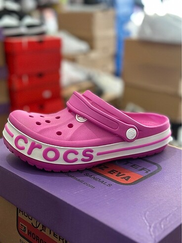 Crocs terlik