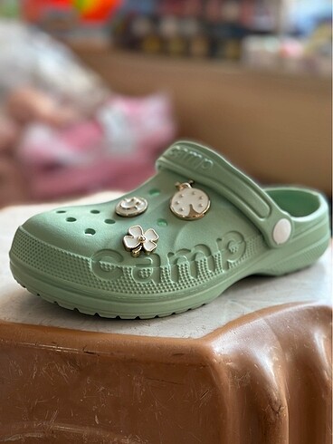 Çocuk Crocs terlik