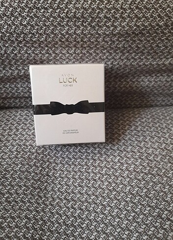 Avon luck kadin parfüm