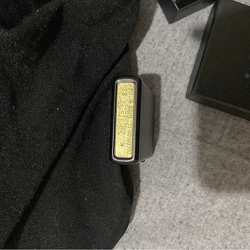 Diğer zippo çakmak