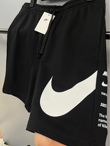 Nike şort