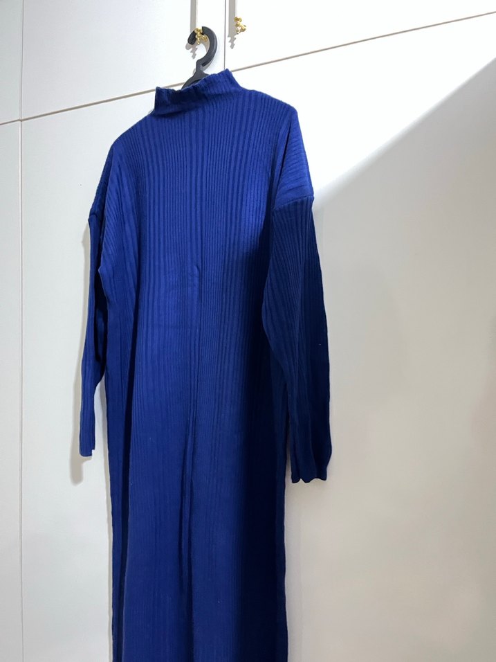 Kadın Mavi Pilili Boğazlı triko elbise - Görsel 5