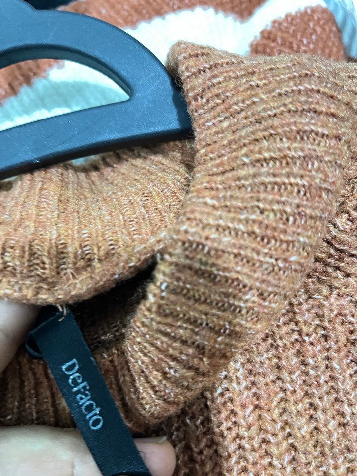 Kahverengi Boğazlı Triko Kadın kazak - Görsel 4