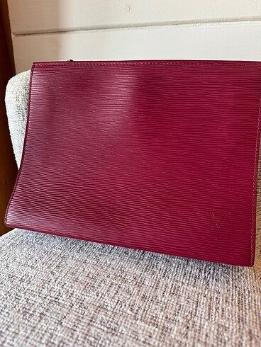 Louis Vuitton Epi deri clutch çanta