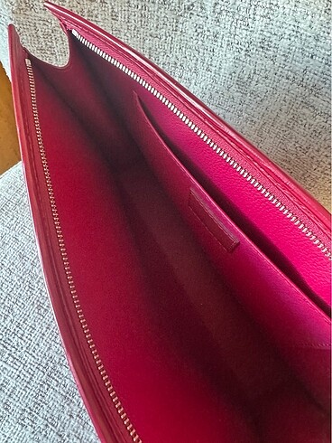 Beden çeşitli Renk Louis Vuitton Epi deri clutch çanta