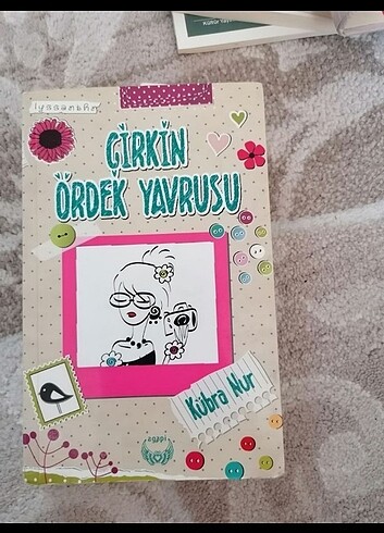 ÇİRKİN ÖRDEK YAVRUSU