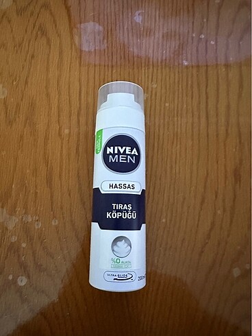 Nivea Hassas Traş köpüğü 200ml